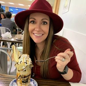 Meet your Posher, Courtney